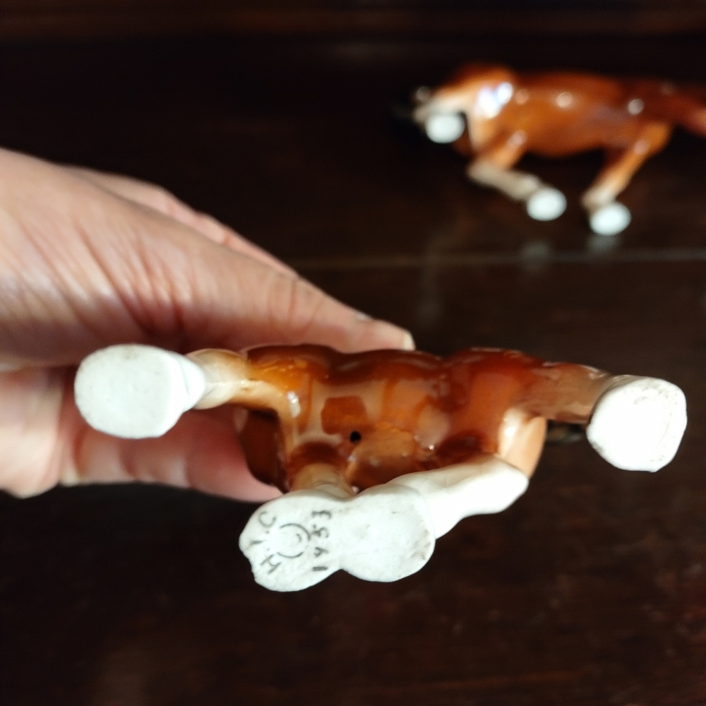 Mare & Foal China Horse Figurines/Statues.2 Vintage Horse Statues - Picture 6 of 12